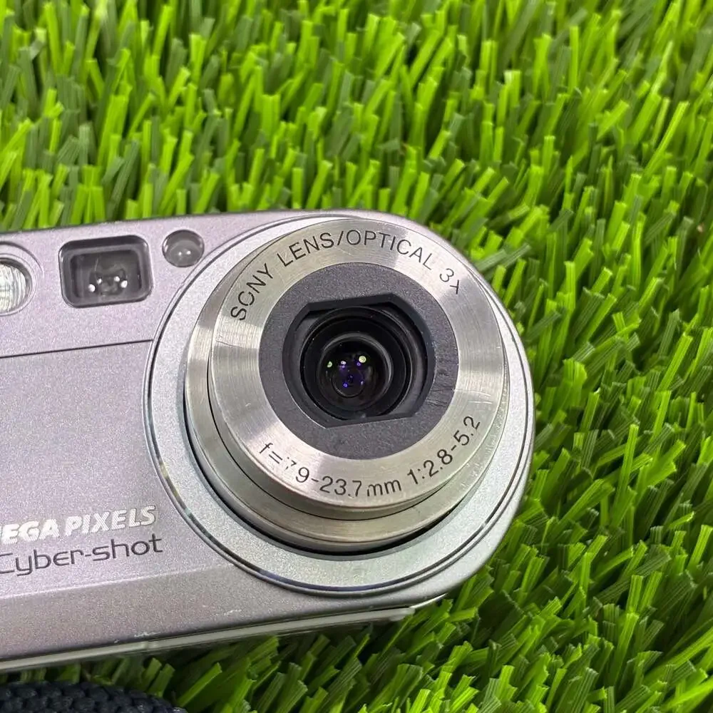 Sony Cyber-shot DSC-P10 5.0MP Digital Camera with 3x Optical Zoom, Battery, and
